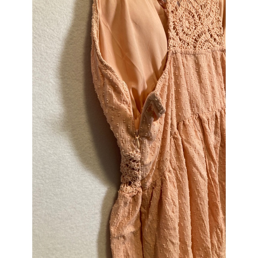 white birch Peach Crochet-Trim Midi Dress - Picture 10 of 11